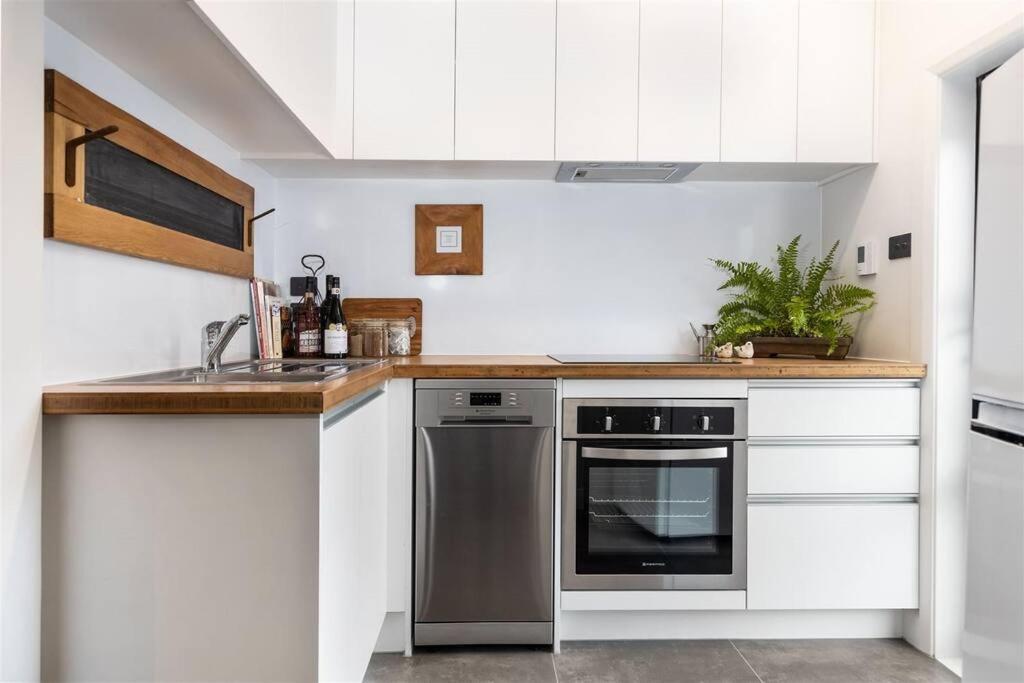 Apartment 1 - Haddin Court - Executive One Bedroom Blenheim Ngoại thất bức ảnh